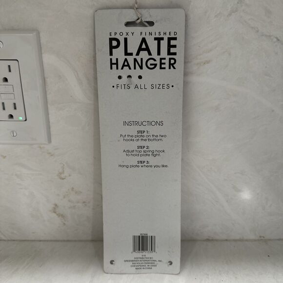 White Epoxy Finished Plate Hanger Fits All Sizes - Picture 2 of 2